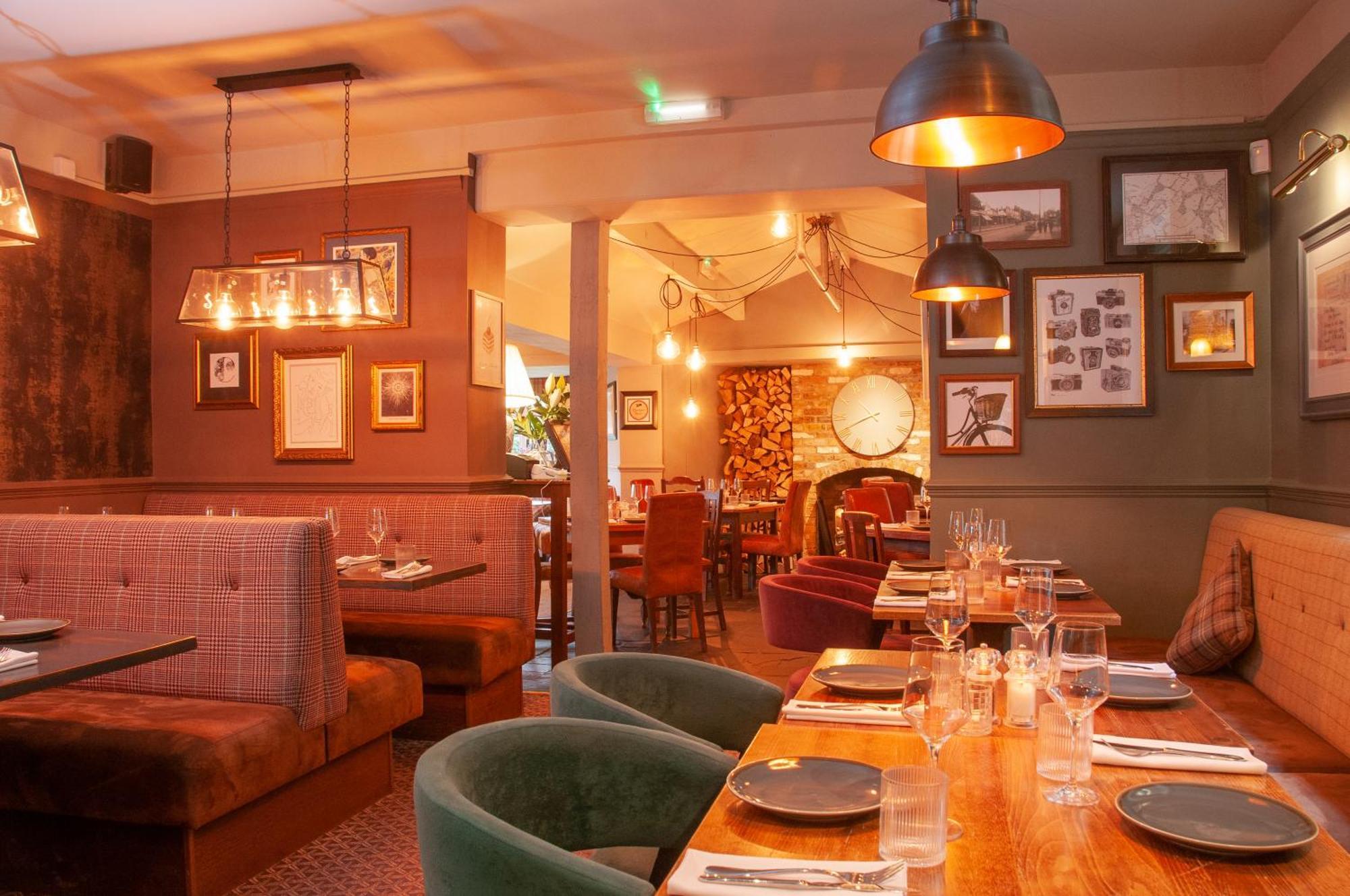 The Cowdray Arms Bed & Breakfast Worth  Exterior photo